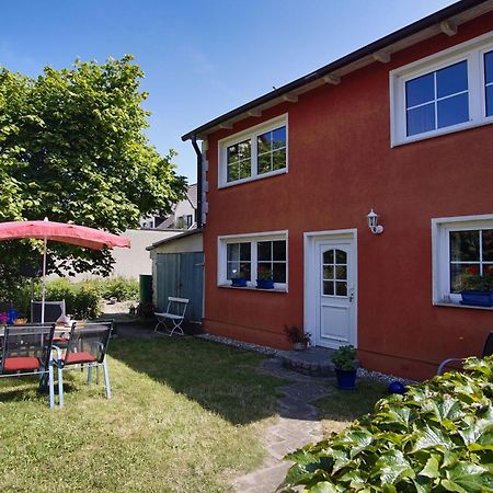 Zentral Aber Ruhig, Terrasse Mit Viel Gruen - Strandnahes Ferienhaus Luki Goehren  Ngoại thất bức ảnh